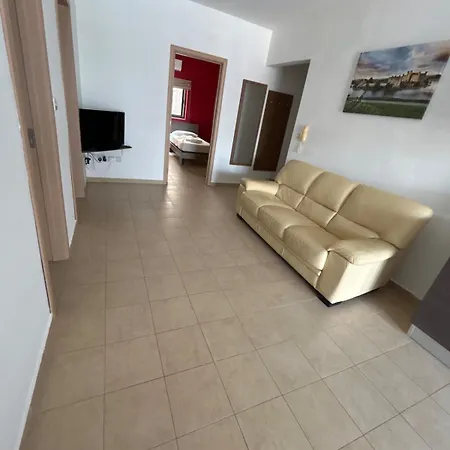 Apartamento Bright 2Br 2 Bathroom Balcony Near St Julians