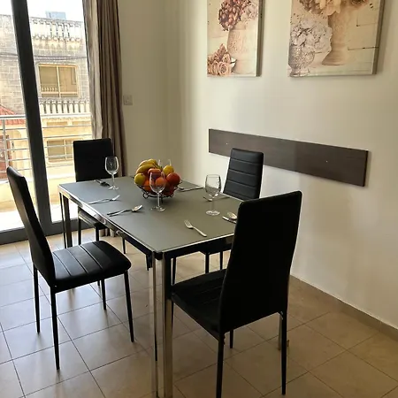 Bright 2Br 2 Bathroom Balcony Near St Julians