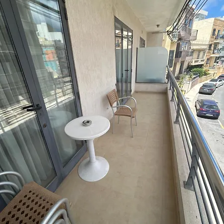 Swieqi Sunny Airy Quiet In Malta Is-Swieqi