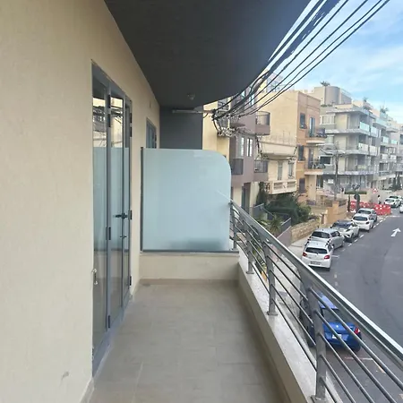 Apartamento Bright 2Br 2 Bathroom Balcony Near St Julians