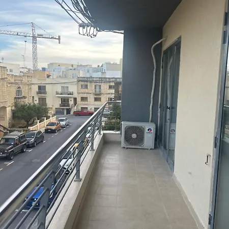 Bright 2Br 2 Bathroom Balcony Near St Julians