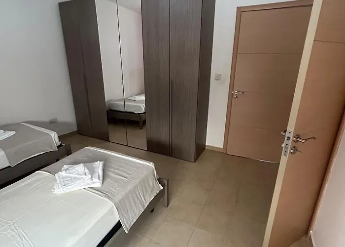 Lägenhet Swieqi Sunny Airy Quiet In Malta *