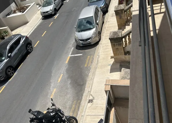 Swieqi Sunny Airy Quiet In Malta Is-Swieqi