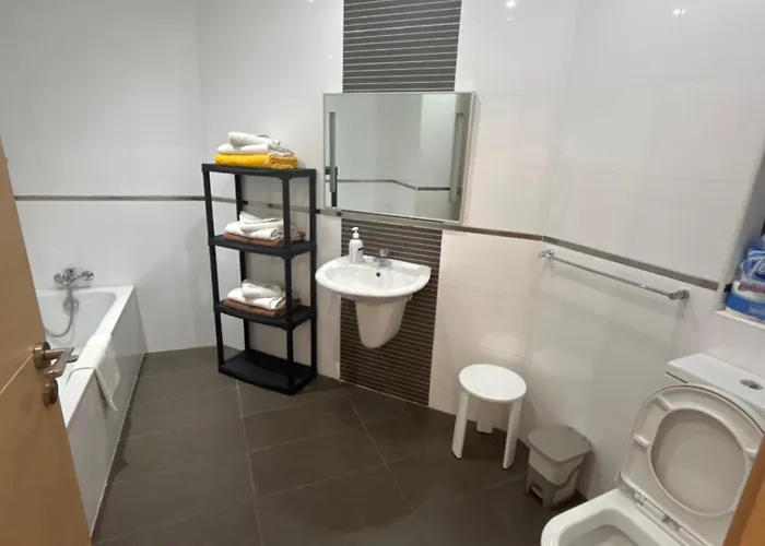 Swieqi Sunny Airy Quiet In Malta Is-Swieqi